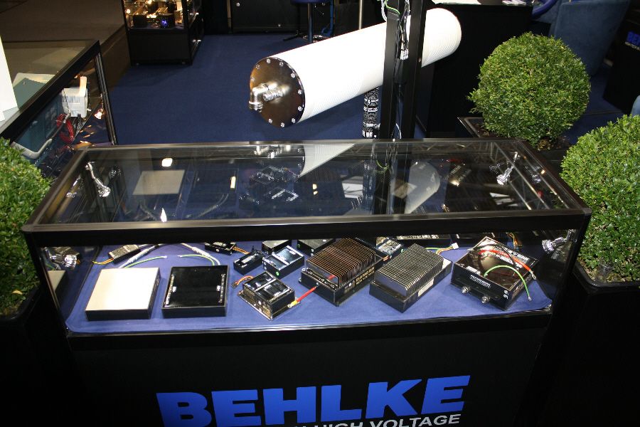 Behlke Electronica - Display Case No. 5